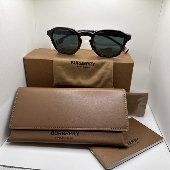 Burberry BE4378U 300271 PERCY DARK HAVANA Dark Green S:49 T:150 New & Authentic - Picture 1 of 16